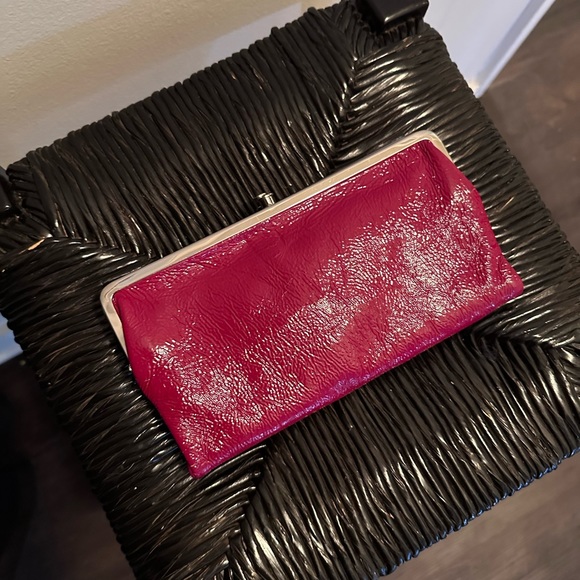 Cute red clutch! - Picture 3 of 4